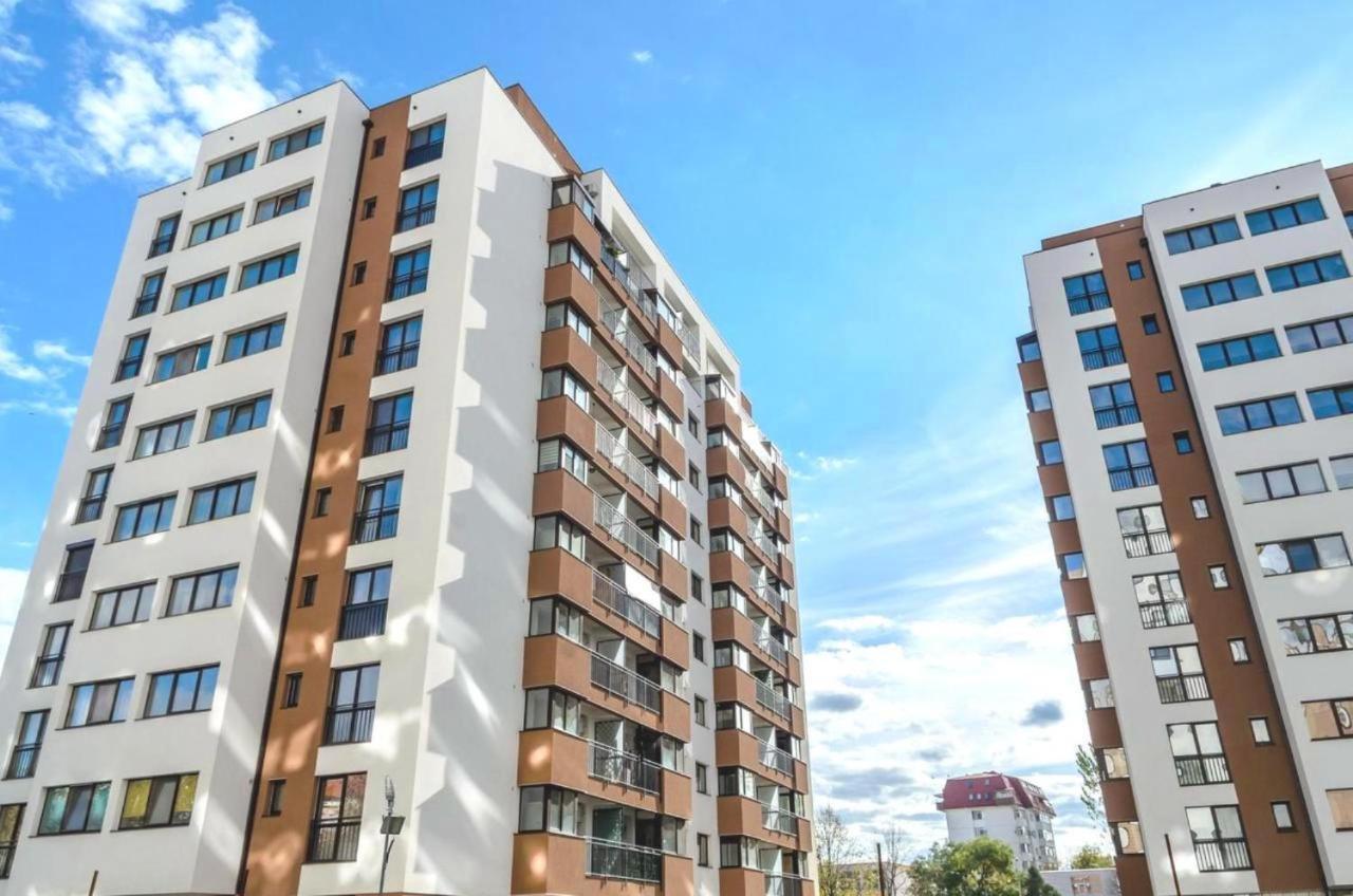 Big & Cosy Apartment With 3 Double Beds & 2 Bathrooms Iasi Exterior foto