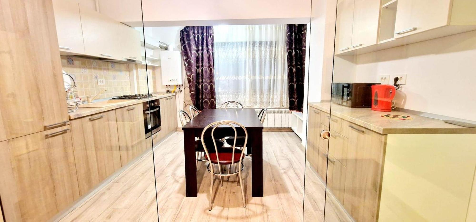Big & Cosy Apartment With 3 Double Beds & 2 Bathrooms Iasi Exterior foto